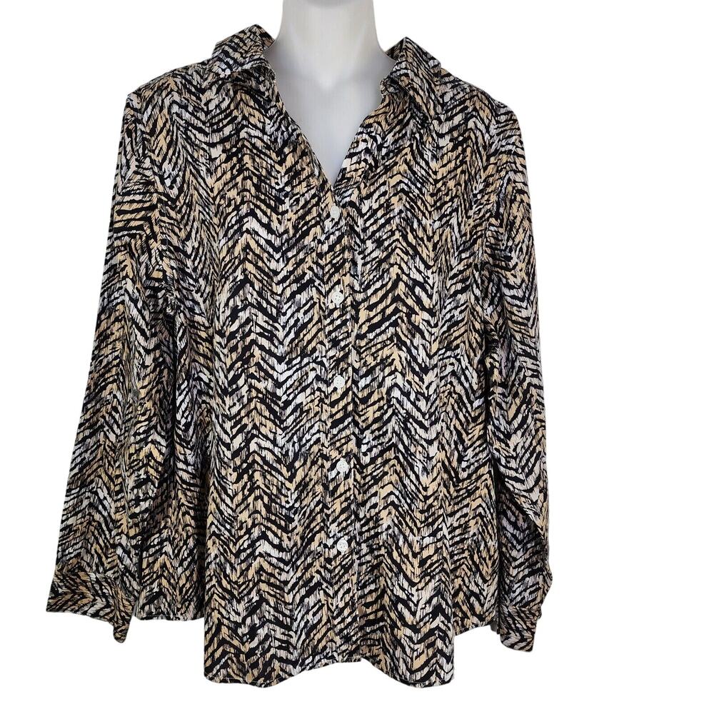 Chico's Shirt Womens Size 2 Large Button Up Cheetah Animal Print No Iron Cotton